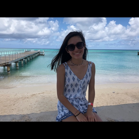 Meet the Posher Other - Meet your Posher, Alexis